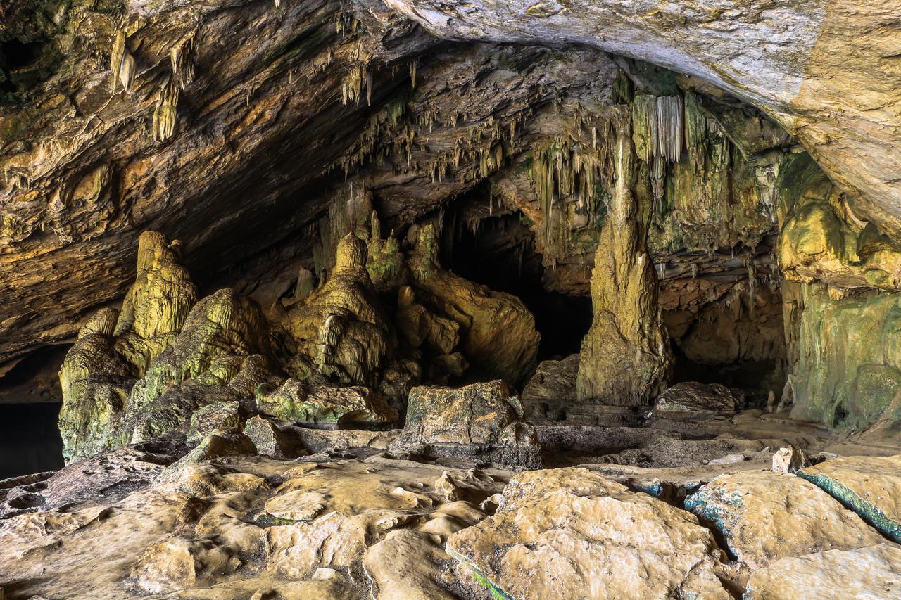 Cave Lodge Pang Mapha Exterior photo